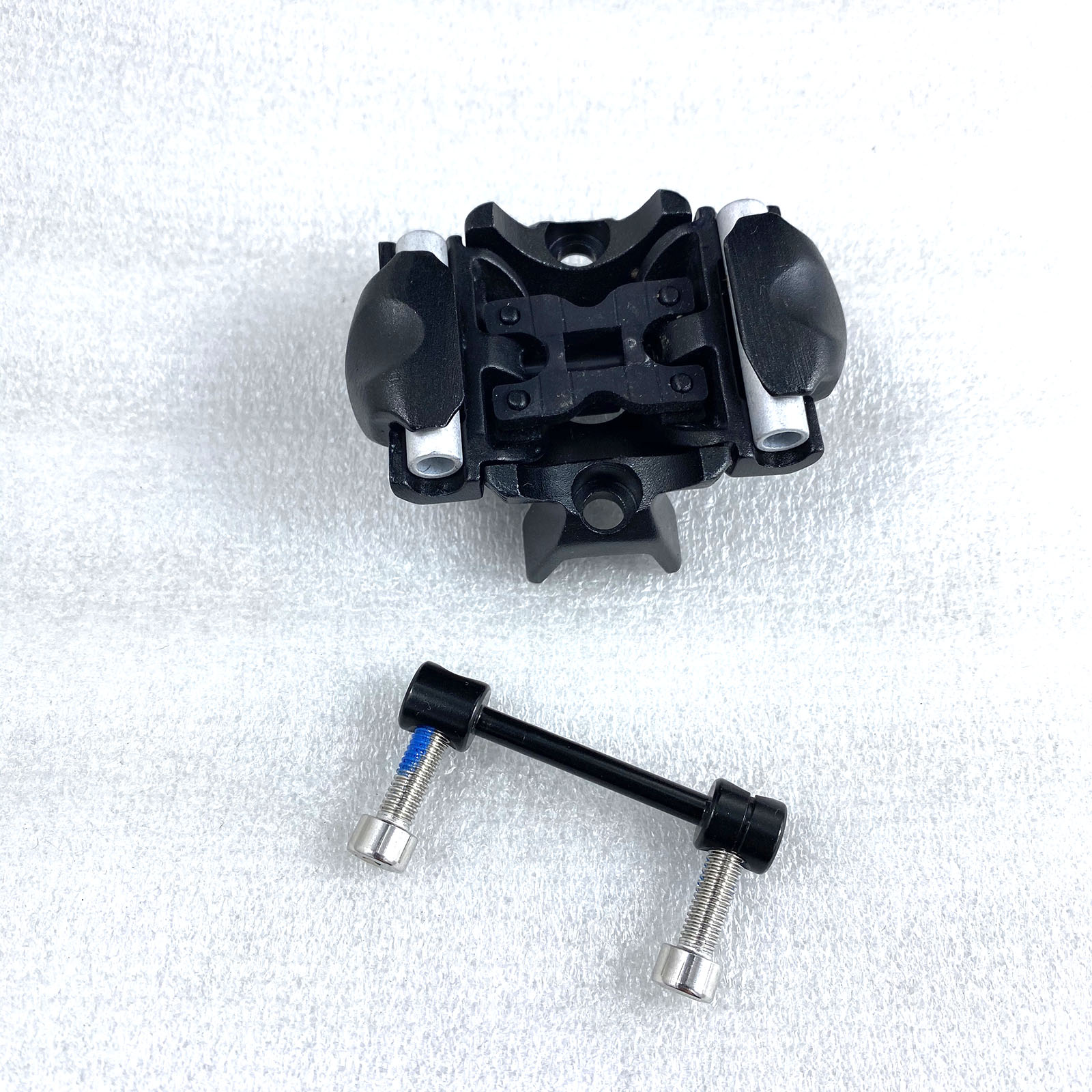 Karbon Seatpost kelepçe 7*7mm  - Commuting By Bike incelemesi ve fiyatı